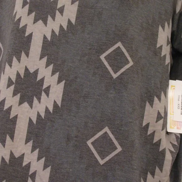 *  3/$15 LuLaRoe Irma Tunic XXS 2XS NWT$36 Gray Aztec Print Oversized High Low - Picture 3 of 4